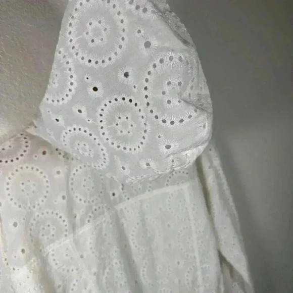 Halle Eyelet Zip-Up Hoodie - Picture 10 of 10